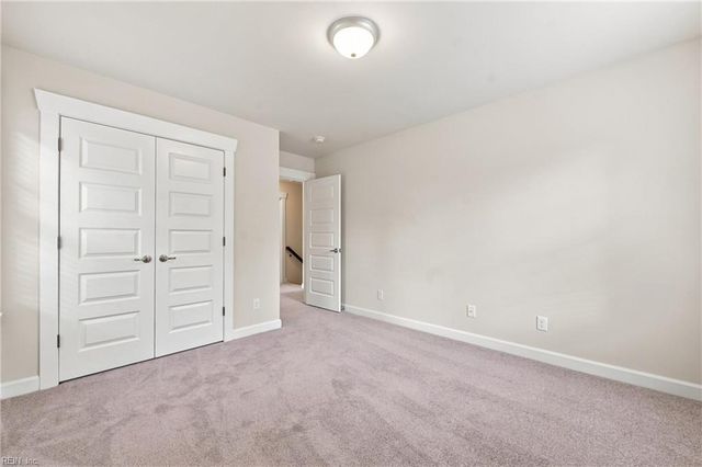 911 Bainbridge BLVD, Chesapeake, VA 23324