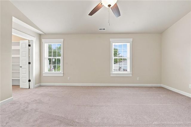 911 Bainbridge BLVD, Chesapeake, VA 23324