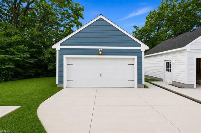 911 Bainbridge BLVD, Chesapeake, VA 23324