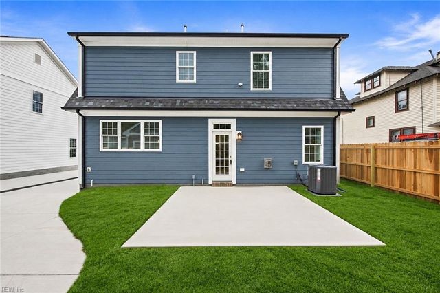 911 Bainbridge BLVD, Chesapeake, VA 23324