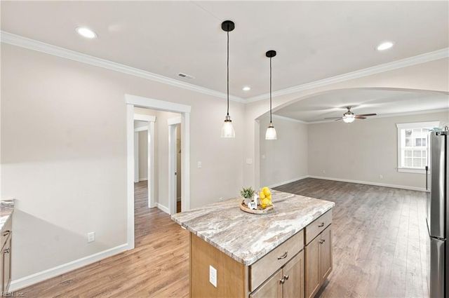911 Bainbridge BLVD, Chesapeake, VA 23324