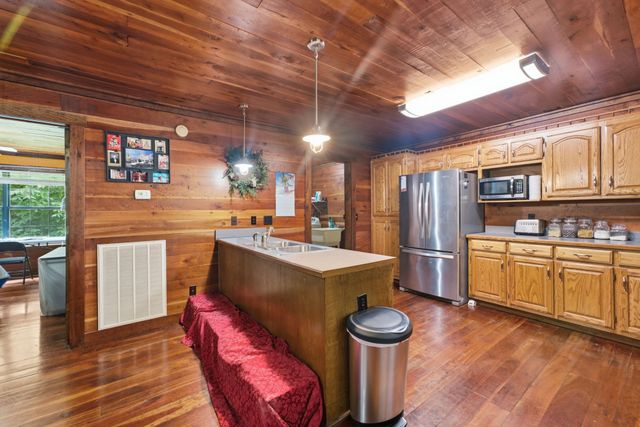 47 Holly Ln, Woodbury, TN 37190