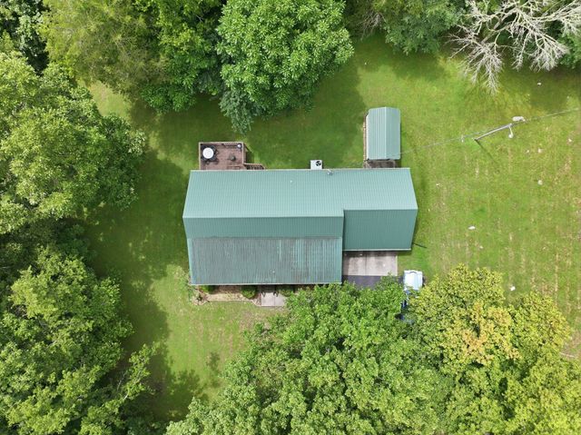 47 Holly Ln, Woodbury, TN 37190