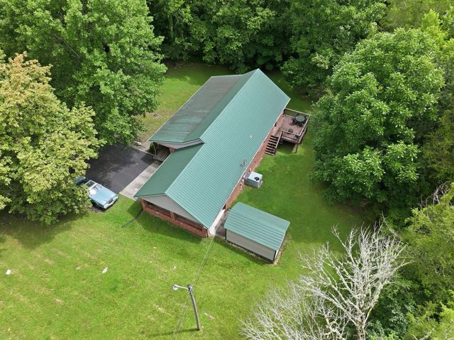 47 Holly Ln, Woodbury, TN 37190