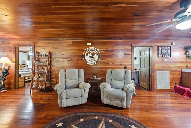 47 Holly Ln, Woodbury, TN 37190