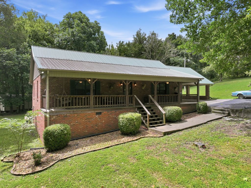 47 Holly Ln, Woodbury, TN 37190
