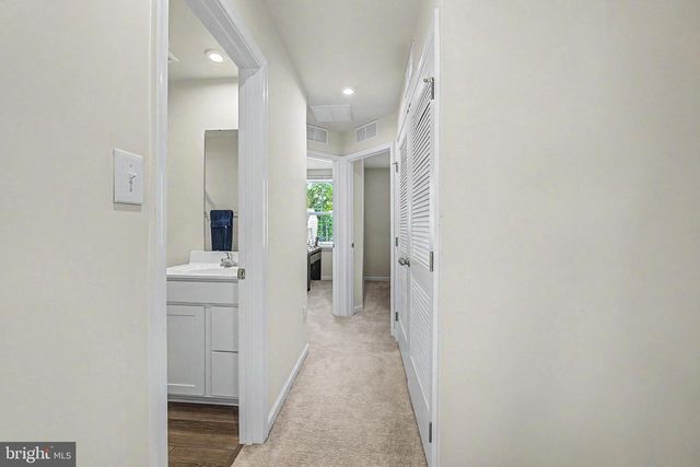21 RILEY ST, Williamstown, NJ 08094