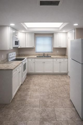 416 BANANA CAY DRIVE D, South Daytona, FL 32119