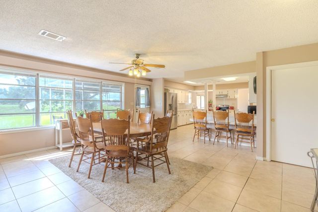 182 County Road 152, Bay City, TX 77414