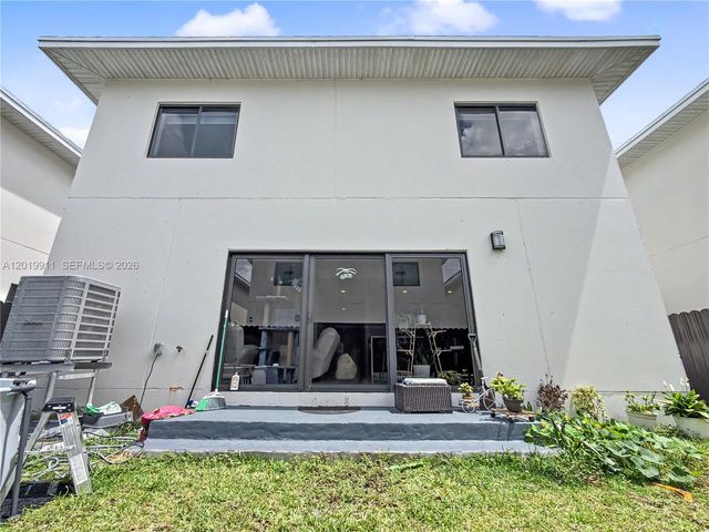 1326 NW 2nd Lane, Florida City, FL 33034