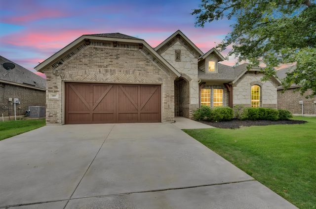 437 Whispering Willow Drive, Midlothian, TX 76065
