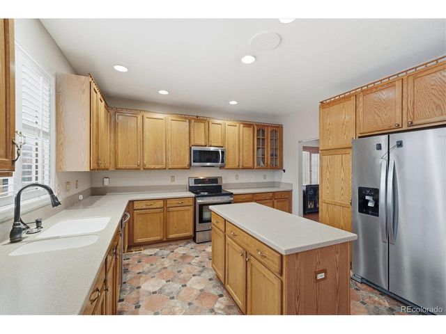 6512 Silverleaf Ct, Firestone, CO 80504