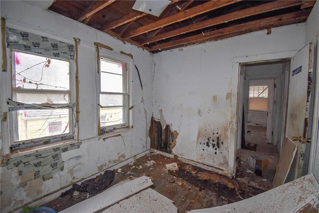 5406 Jackson Avenue, Kansas City, MO 64130