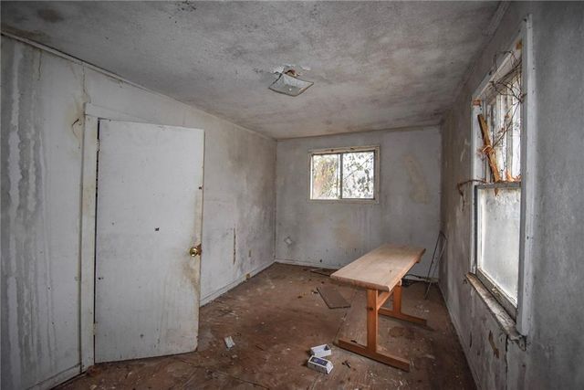 5406 Jackson Avenue, Kansas City, MO 64130