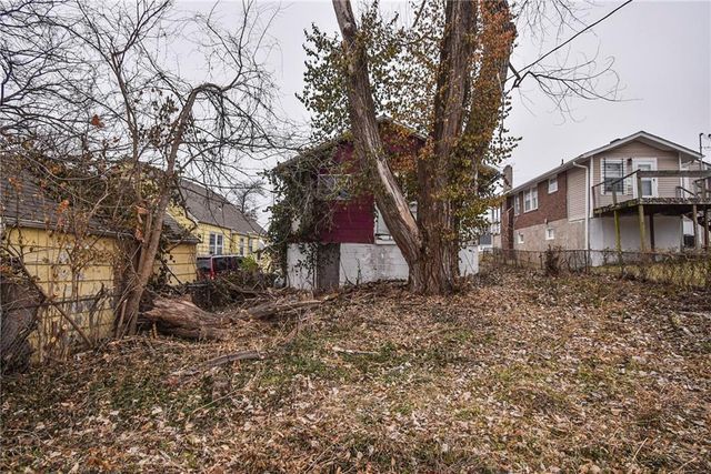 5406 Jackson Avenue, Kansas City, MO 64130