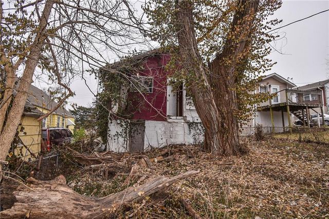 5406 Jackson Avenue, Kansas City, MO 64130