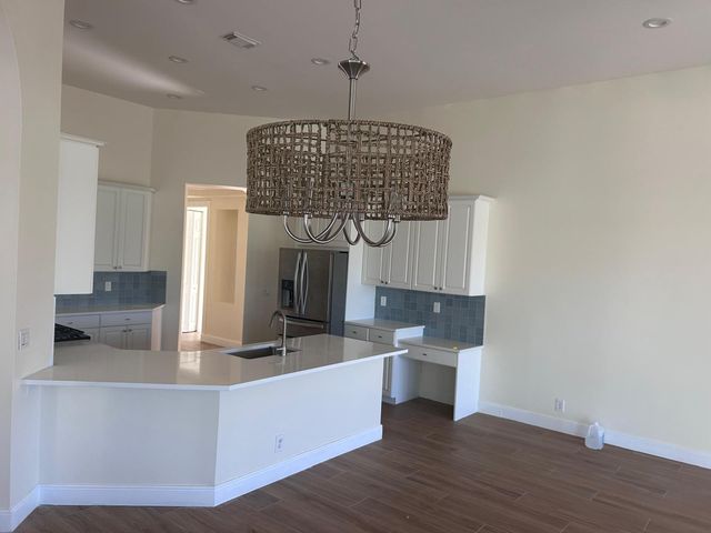 8992 Lakes Boulevard, West Palm Beach, FL 33412