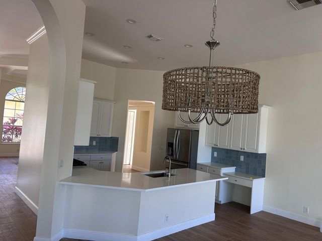 8992 Lakes Boulevard, West Palm Beach, FL 33412