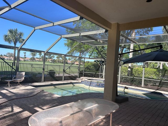 8992 Lakes Boulevard, West Palm Beach, FL 33412