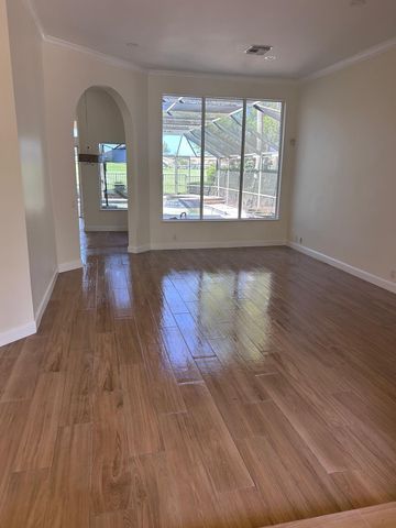 8992 Lakes Boulevard, West Palm Beach, FL 33412