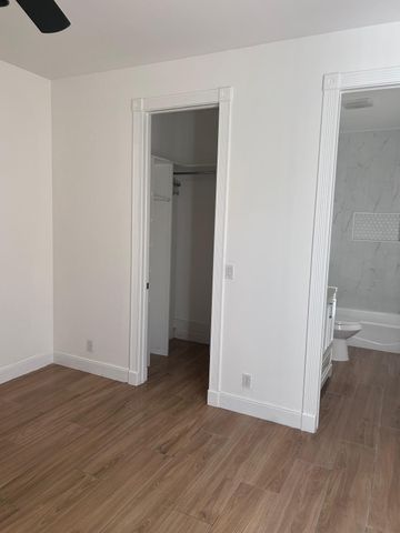 8992 Lakes Boulevard, West Palm Beach, FL 33412