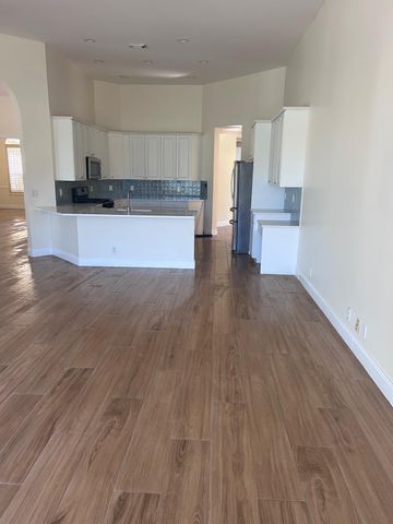 8992 Lakes Boulevard, West Palm Beach, FL 33412