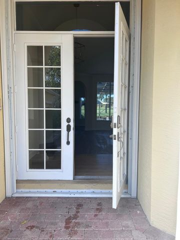 8992 Lakes Boulevard, West Palm Beach, FL 33412