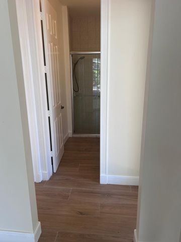 8992 Lakes Boulevard, West Palm Beach, FL 33412