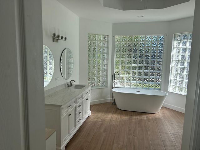 8992 Lakes Boulevard, West Palm Beach, FL 33412