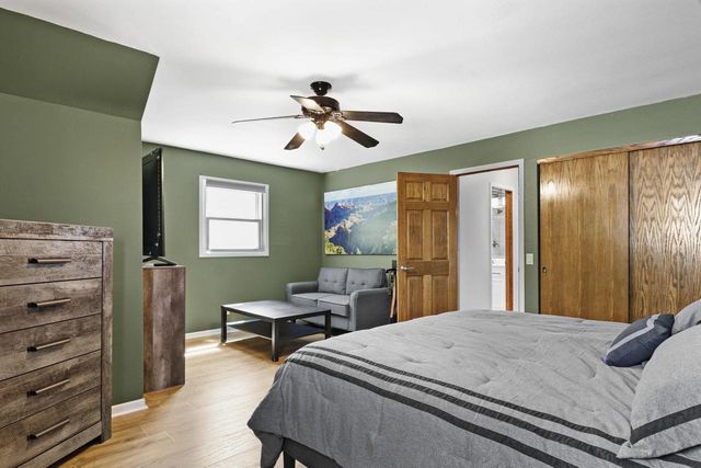 5737 Williamsburg Way, Fitchburg, WI 53719