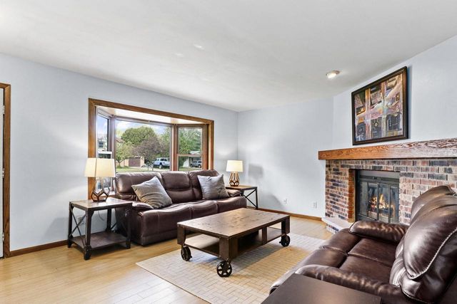 5737 Williamsburg Way, Fitchburg, WI 53719