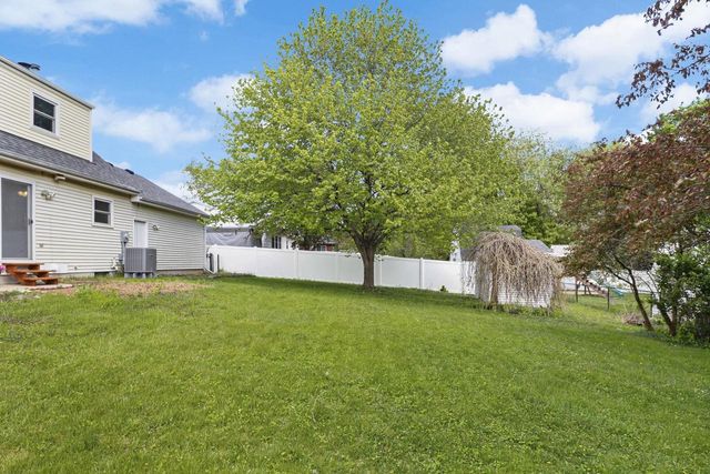 5737 Williamsburg Way, Fitchburg, WI 53719