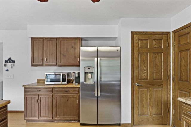 5737 Williamsburg Way, Fitchburg, WI 53719