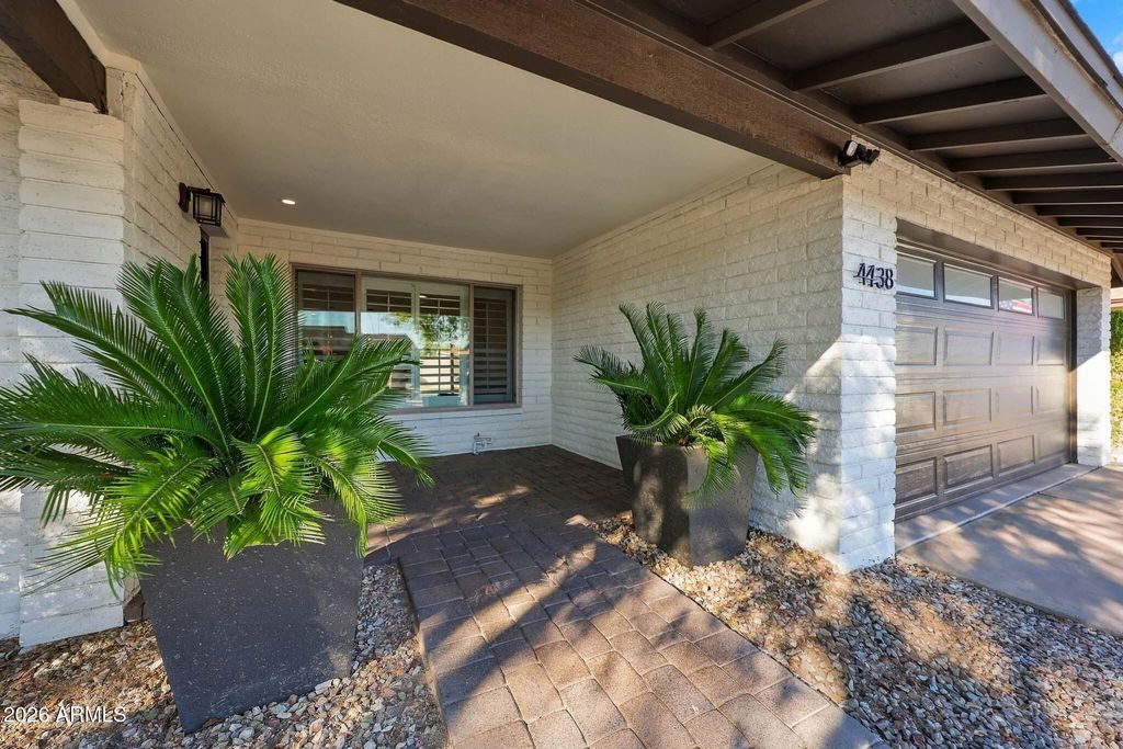 4438 E VOLTAIRE Avenue, Phoenix, AZ 85032 — photo 4