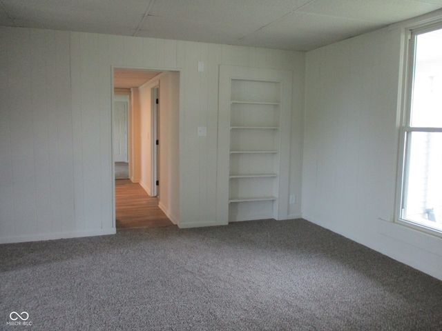 1203 S Ladoga Road, Crawfordsville, IN 47933