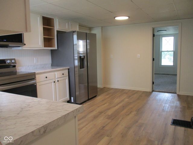 1203 S Ladoga Road, Crawfordsville, IN 47933