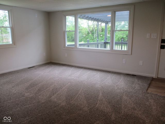 1203 S Ladoga Road, Crawfordsville, IN 47933