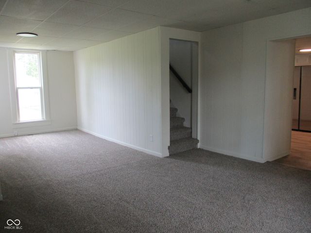 1203 S Ladoga Road, Crawfordsville, IN 47933