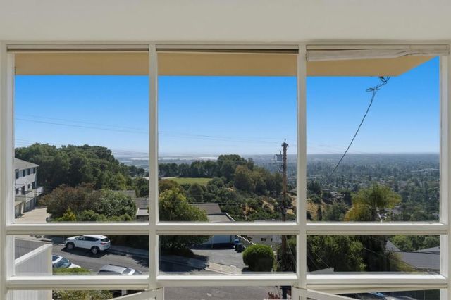 402 Portofino Drive 3, San Carlos, CA 94070