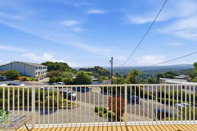 402 Portofino Drive 3, San Carlos, CA 94070