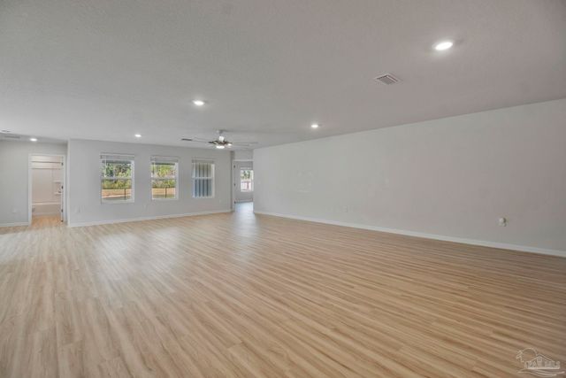 4010 Whitetail Ln, Pensacola, FL 32526