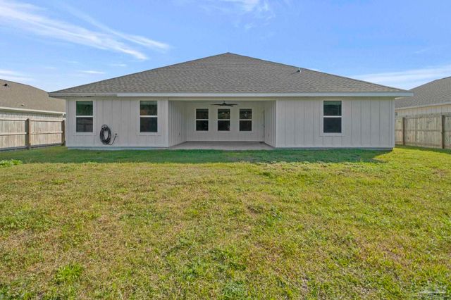 4010 Whitetail Ln, Pensacola, FL 32526