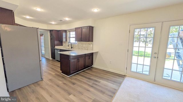 13296 ORANGEWOOD DR, Woodbridge, VA 22193