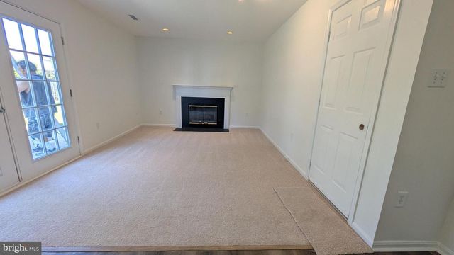 13296 ORANGEWOOD DR, Woodbridge, VA 22193