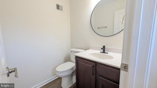 13296 ORANGEWOOD DR, Woodbridge, VA 22193