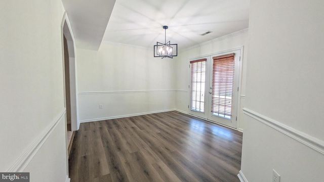 13296 ORANGEWOOD DR, Woodbridge, VA 22193