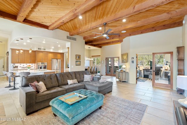 11200 E Camino Del Sahuaro, Tucson, AZ 85749