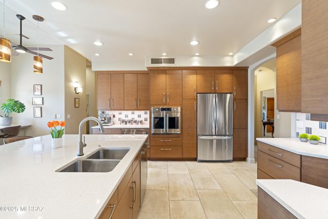 11200 E Camino Del Sahuaro, Tucson, AZ 85749