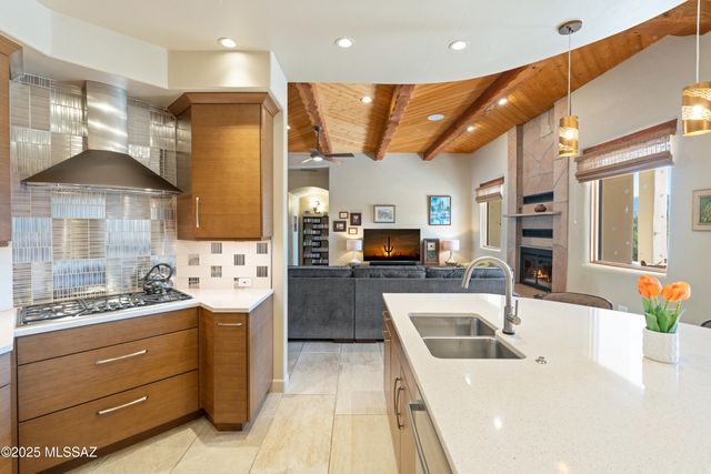 11200 E Camino Del Sahuaro, Tucson, AZ 85749