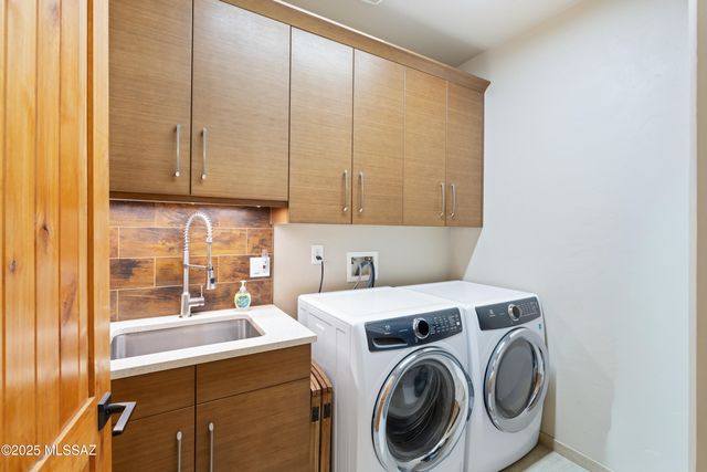 11200 E Camino Del Sahuaro, Tucson, AZ 85749